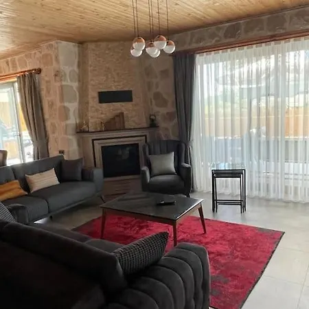 Kapali Ve Acik Havuzlu, Saunali Muhtesem * Sarıbelen